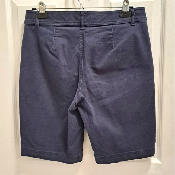 St. John's Bay Bermuda Shorts Women's 10 Blue Cotton Blend - Picture 7 of 8